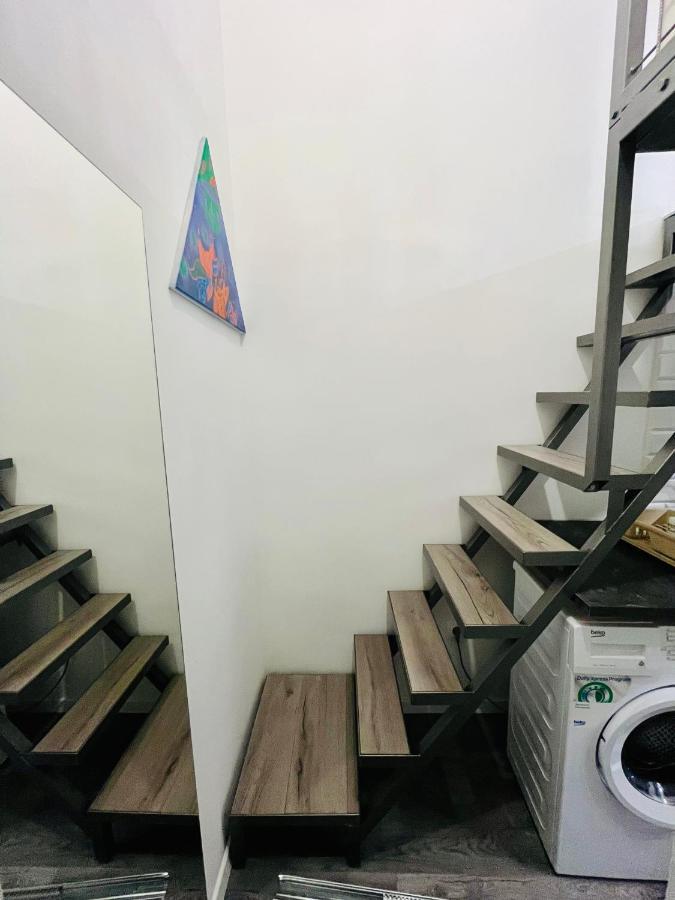 Bp-est K39 Apartament Budapesta