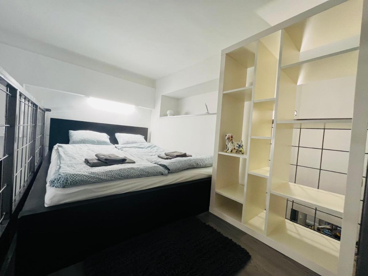 Bp-est K39 Apartament Budapesta